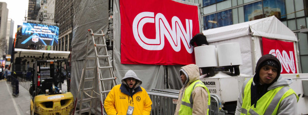 Correspondente da CNN na Crimeia tem transmissão interrompida  