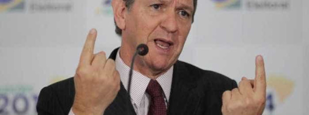 PSDB está prejudicando o processo eleitoral, diz ministro