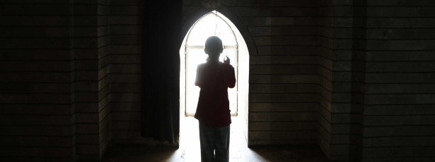 Estado Islâmico divulga preços de escravos sexuais e inclui crianças
