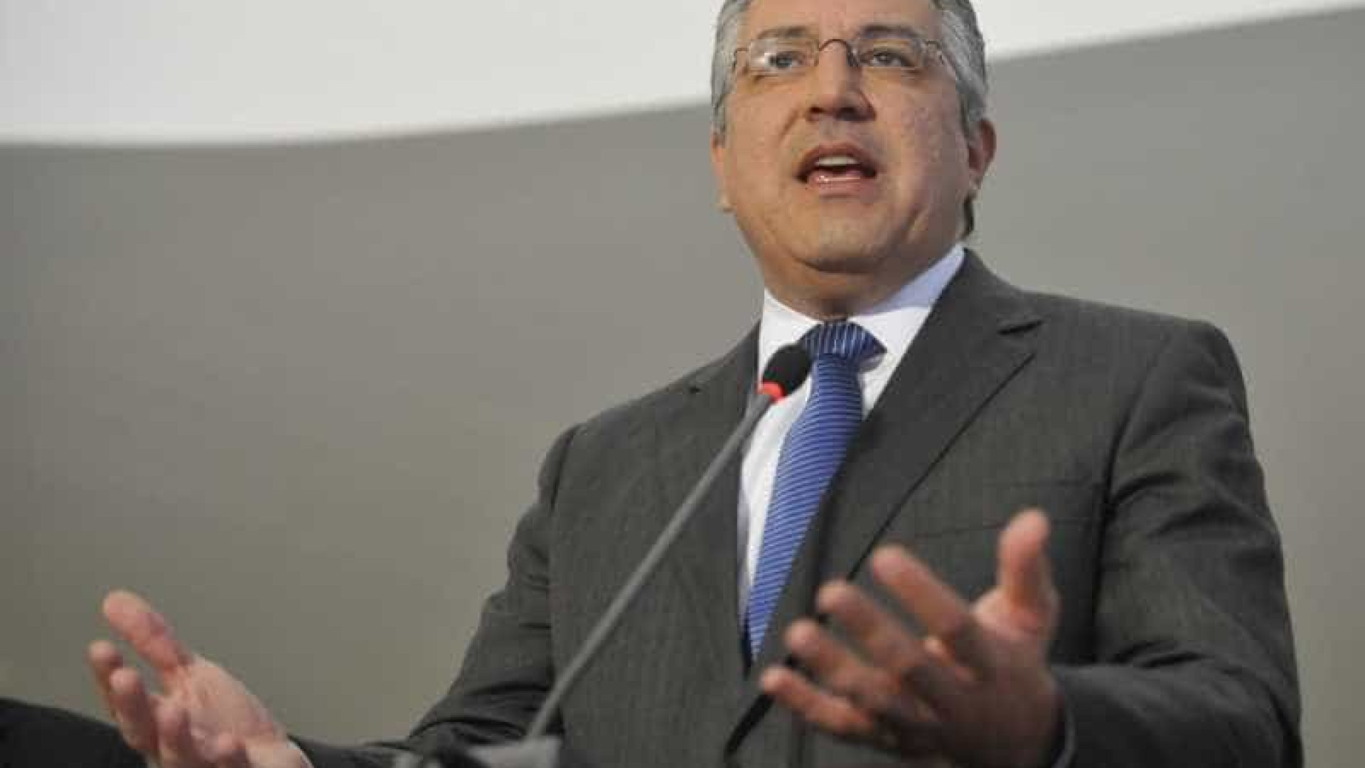 Vice-presidente do PT cobra cautela de juiz antes de julgar Lula