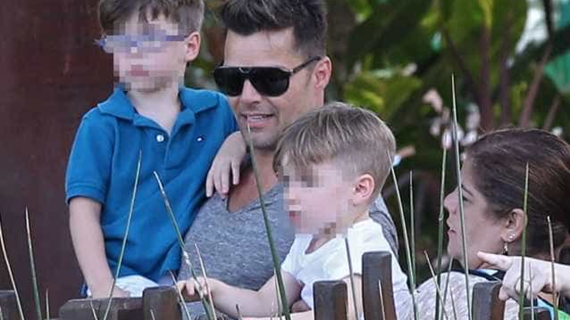 'Gostaria que meus filhos fossem gays', diz Ricky Martin na TV