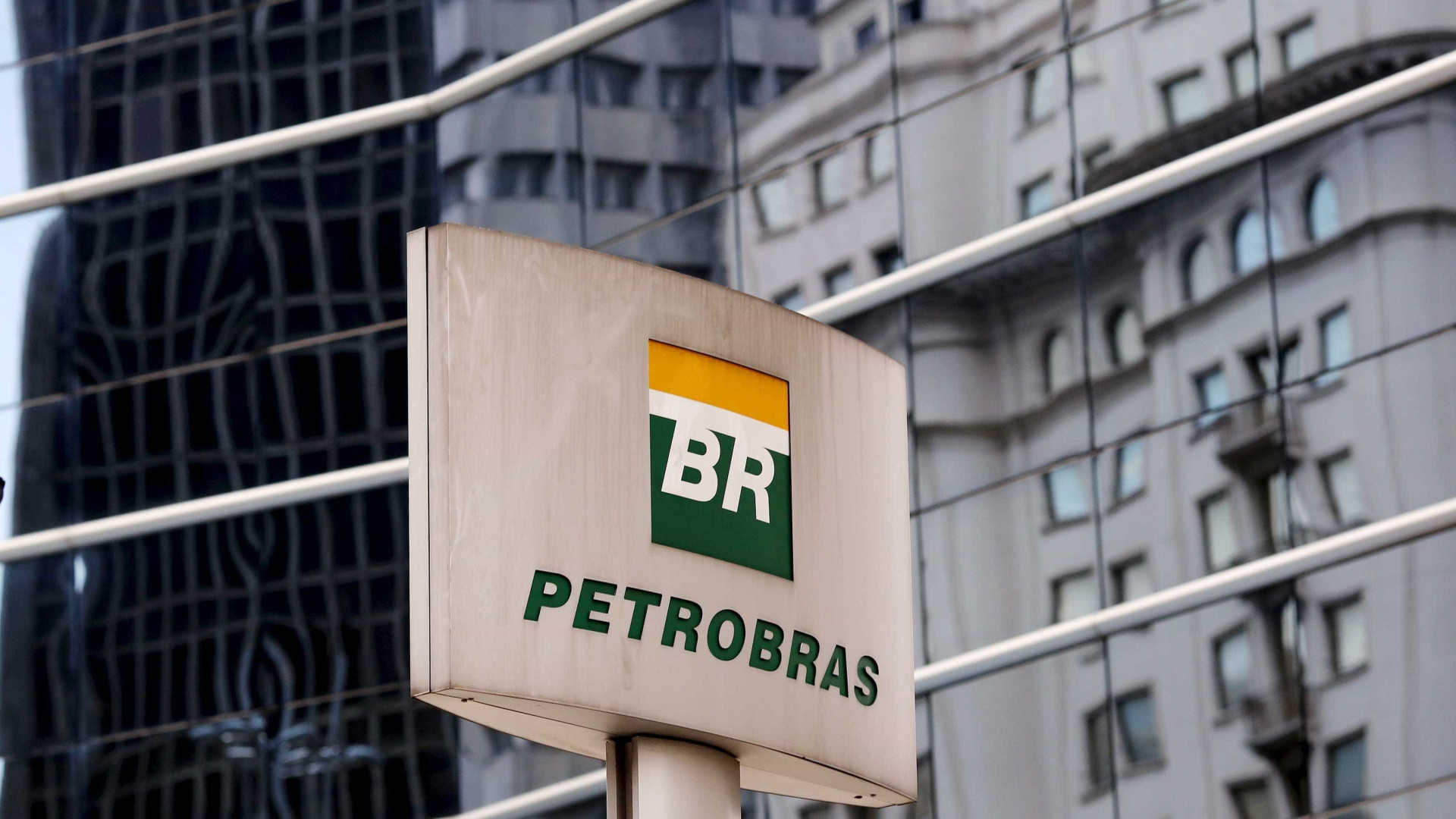 Lucro da Petrobras cai 34% no trimestre, para R$ 6,64 bilhões