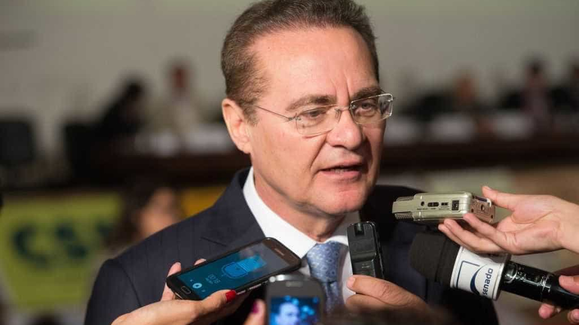 Renan Calheiros vira réu e diz
não haver provas contra ele