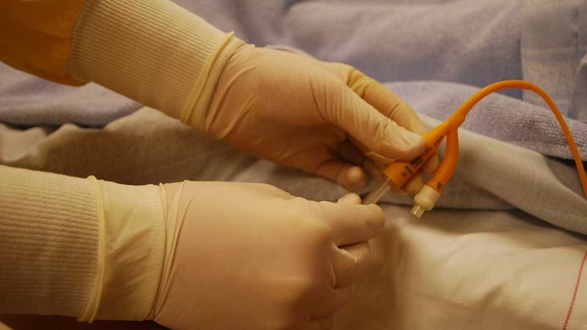 Paciente denuncia abuso sexual em hospital: 'Pegou nos meus seios'