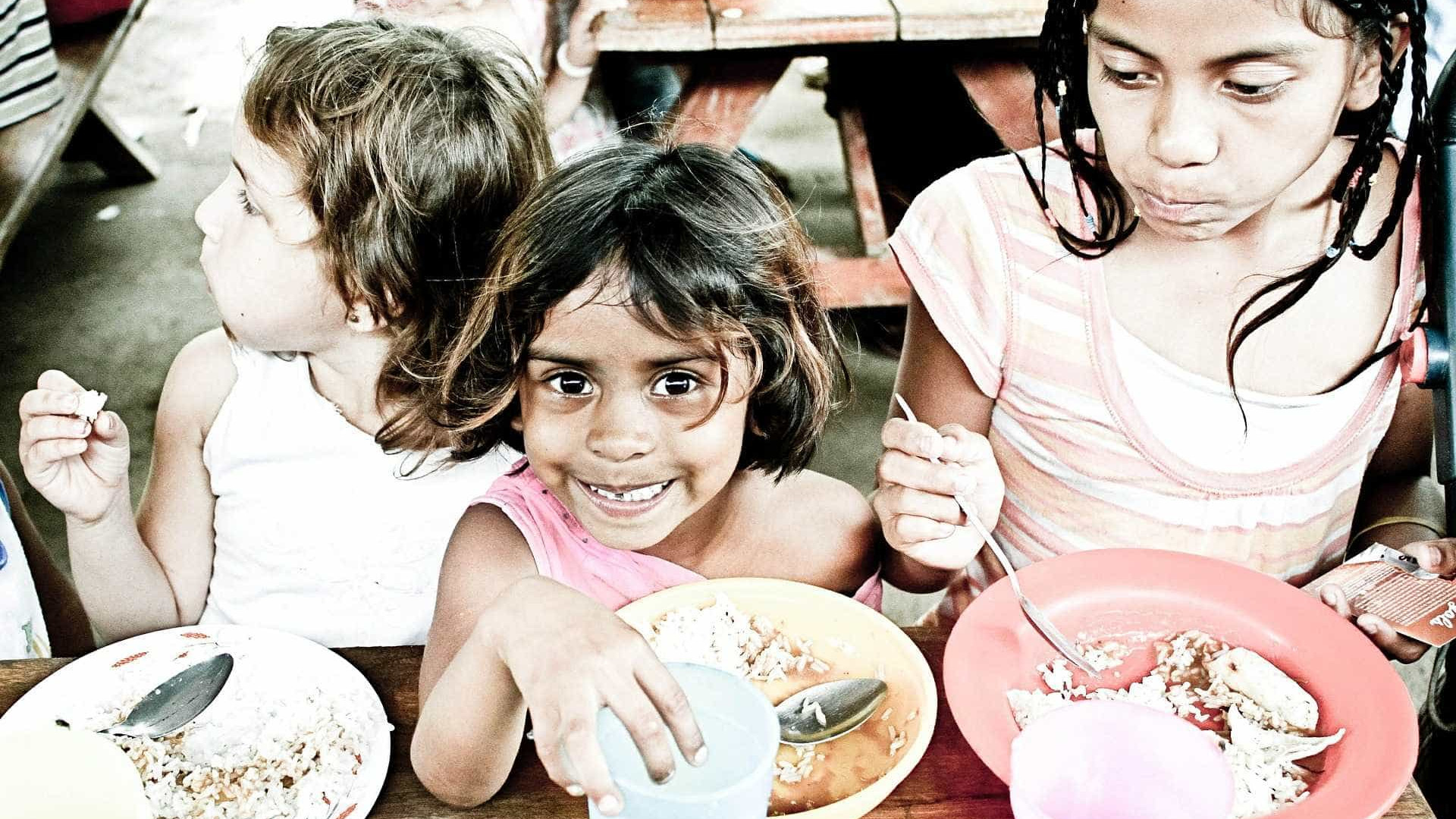 Mais de 40% dos brasileiros atÃ© 14 anos vivem em situaÃ§Ã£o de pobreza