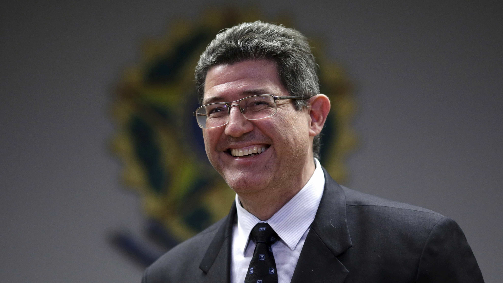 Equipe de Bolsonaro convida Joaquim Levy para assumir BNDES
