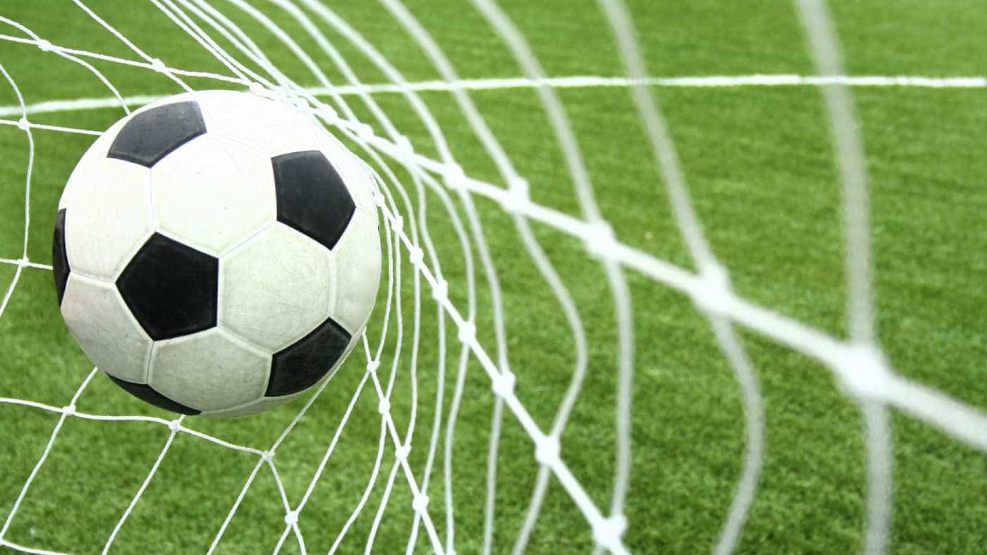 Atacante ex-PSG acerta com clube brasileiro para a disputa da Série C