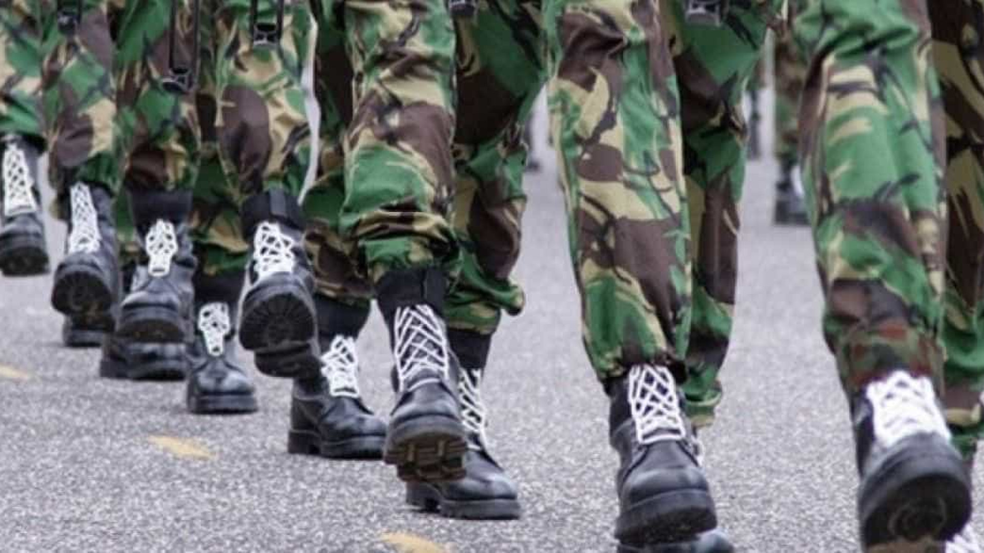 EUA abandonam no deserto o Novo Exército sírio