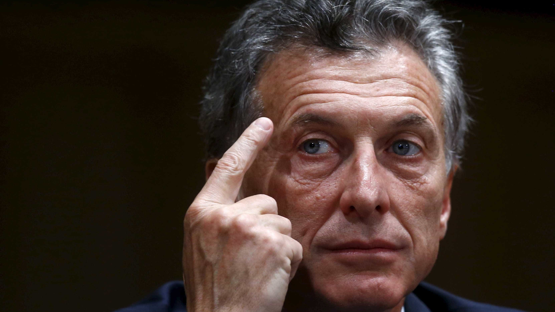 Argentinos vão às urnas para renovar parte da Câmara e do Senado