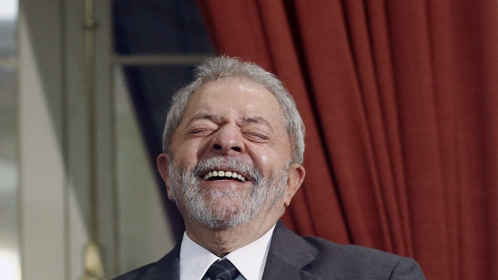 PT espera que STF garanta Lula na
disputa presidencial de 2018
