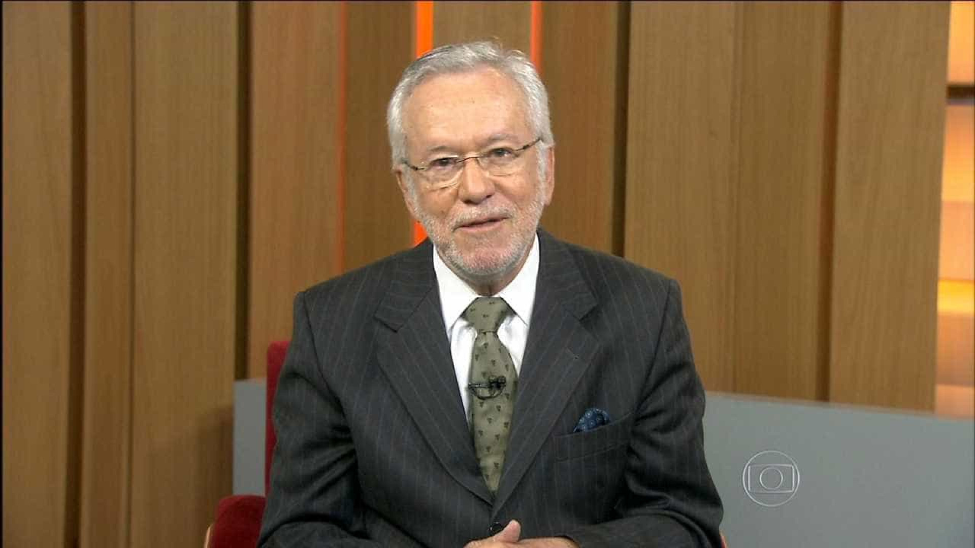 Jornalista Alexandre Garcia deixa TV Globo após 30 anos
