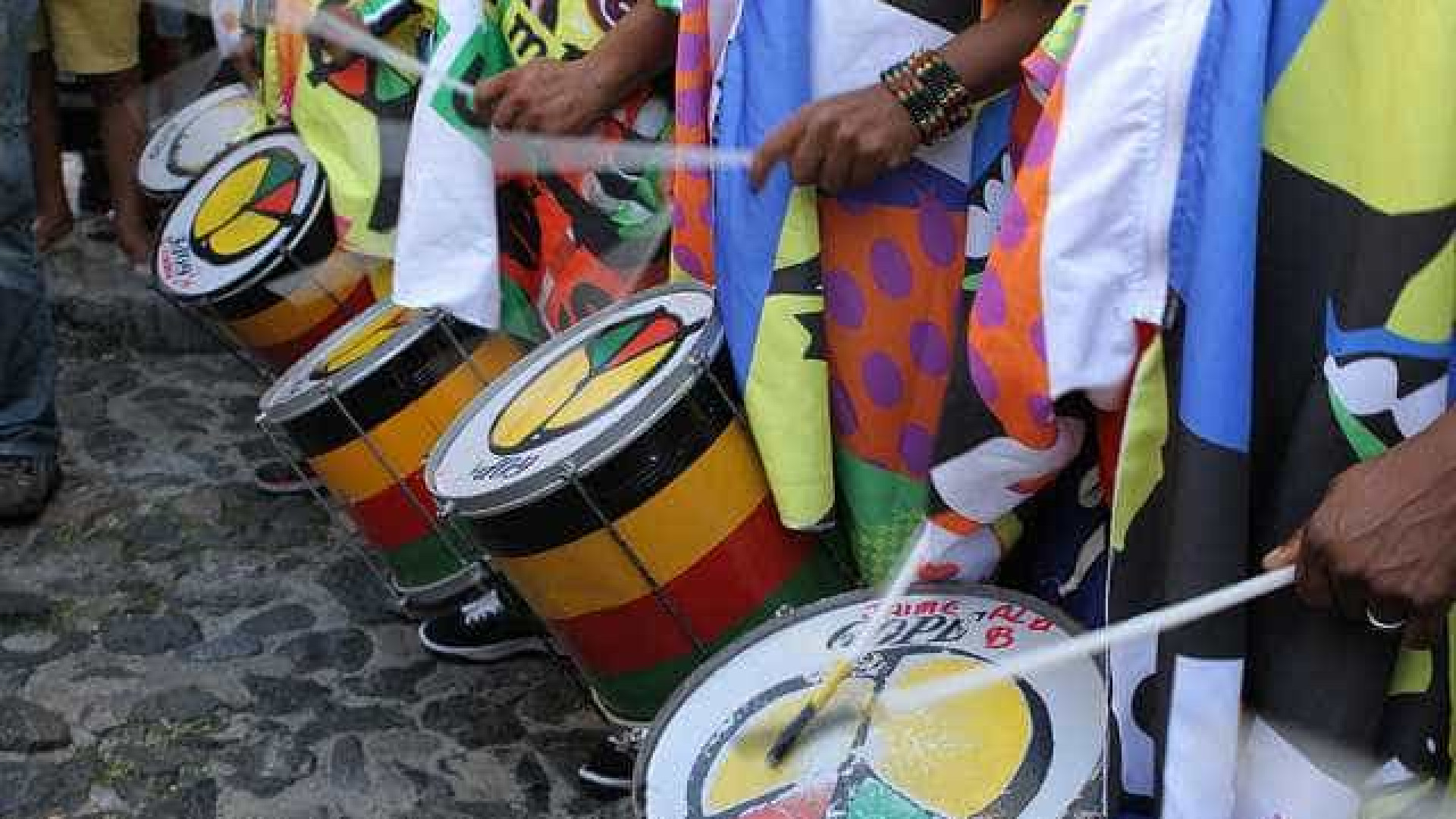 Veja a programação do carnaval de Salvador desta terça-feira 13