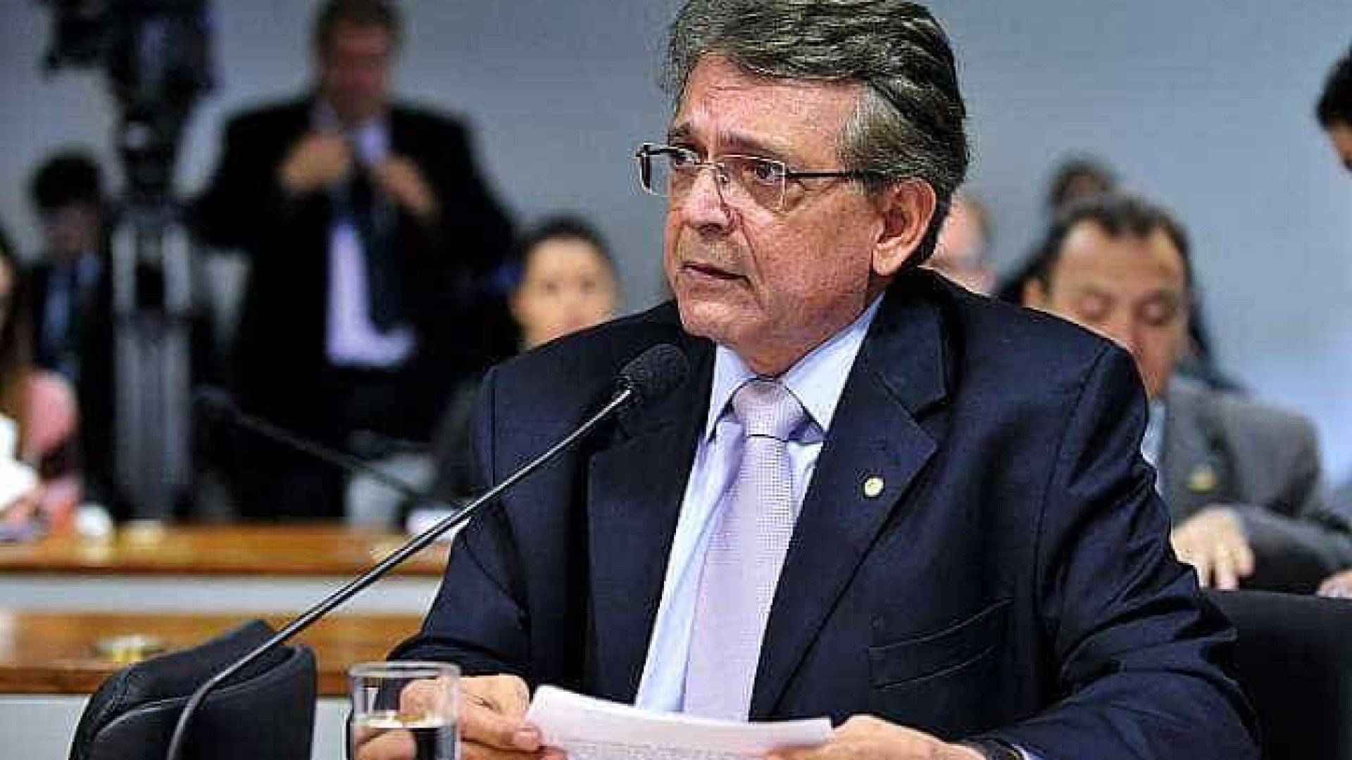 Temer será denunciado por organização criminosa e obstrução de Justiça, diz jornal Temer será denunciado por organização criminosa e obstrução de Justiça, diz jornal