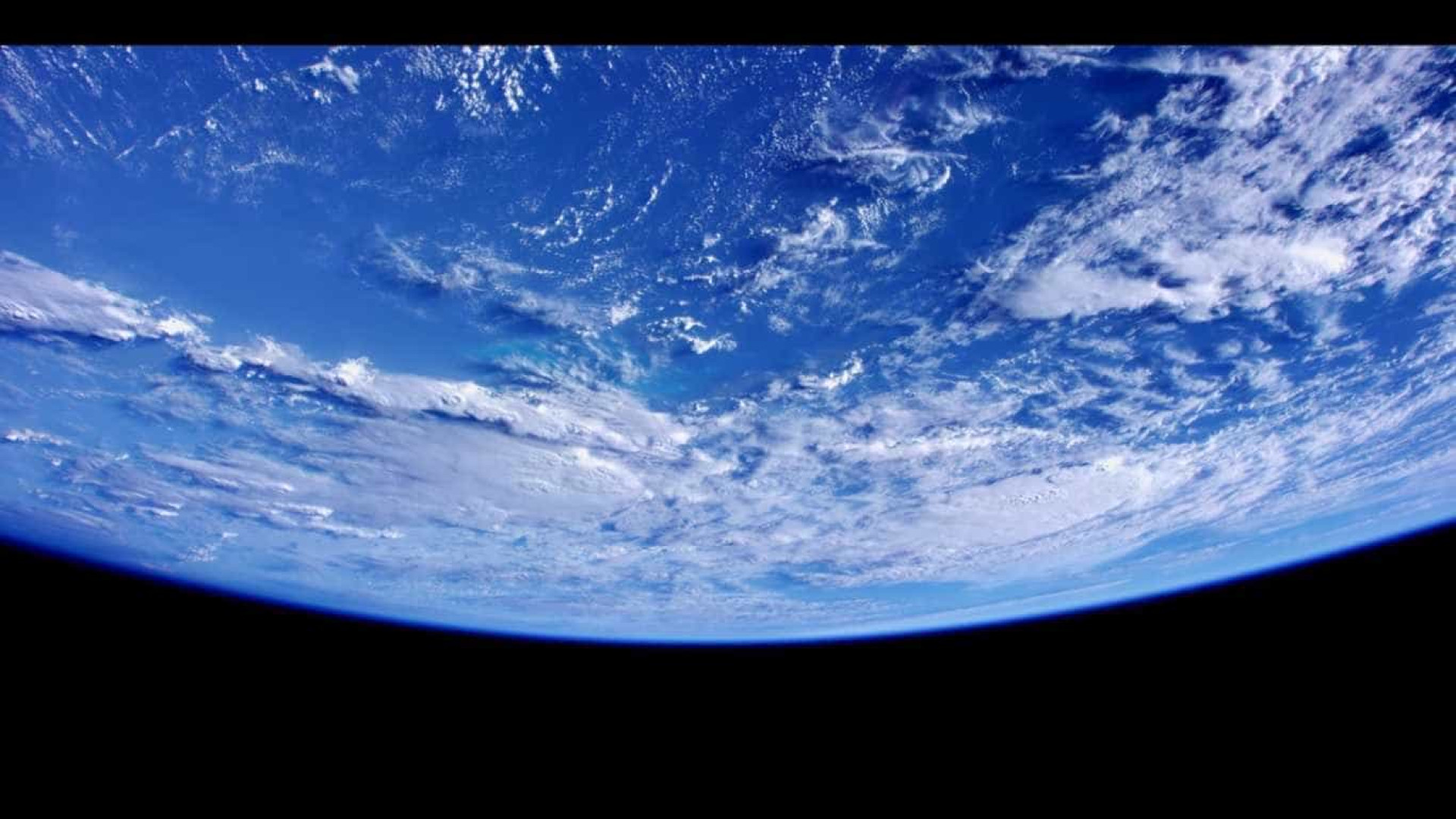Ucrânia diz estar pronta para desbravar o espaço