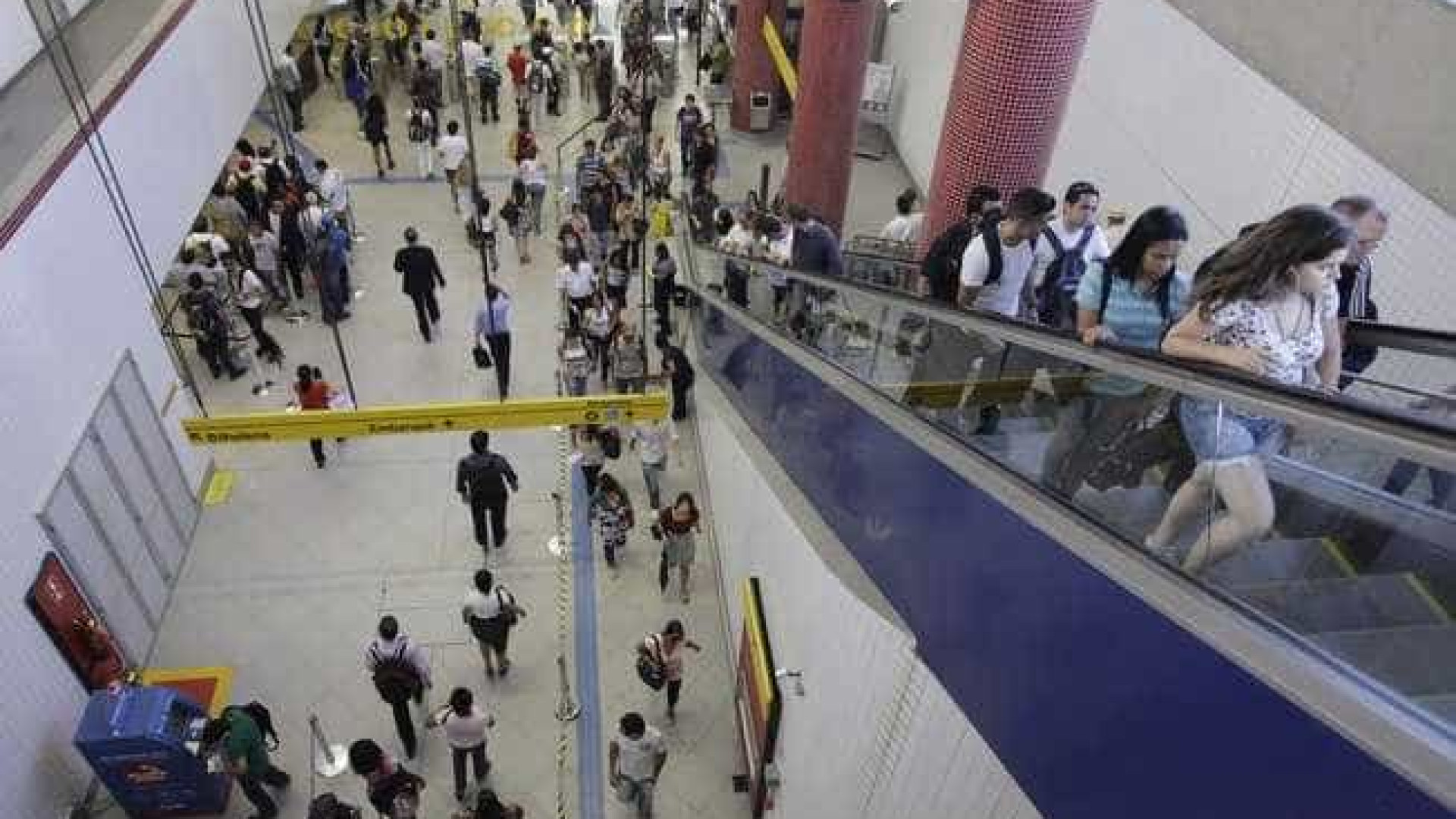 Metrô de São Paulo vai reintegrar funcionários demitidos durante greve