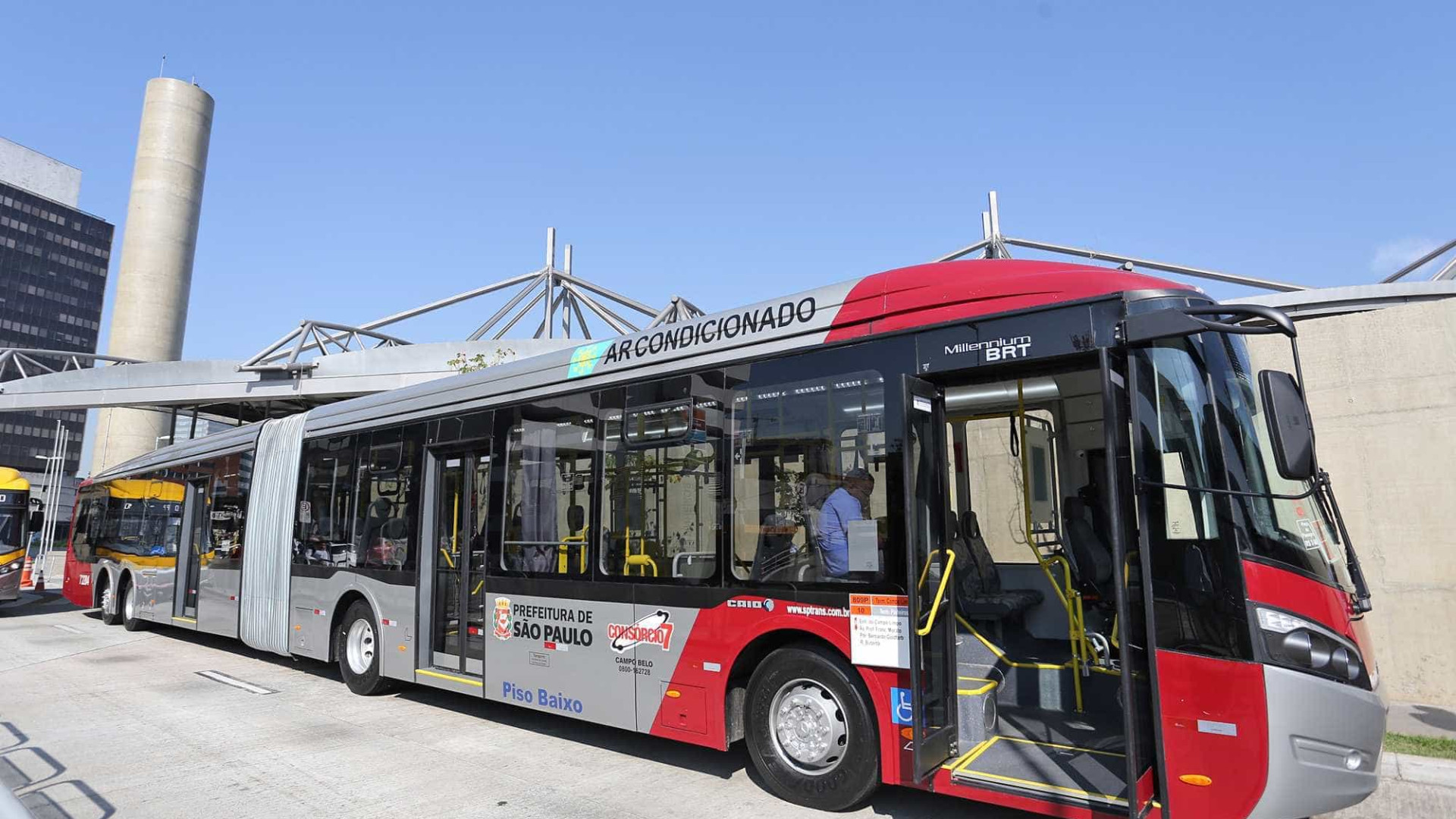 Domingo de Enem terá reforço de ônibus e Paulista fechada só após 13h