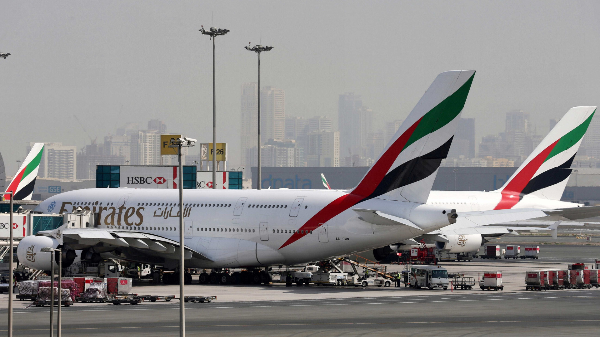 Emirates corta voos do Oriente Médio para os Estados Unidos