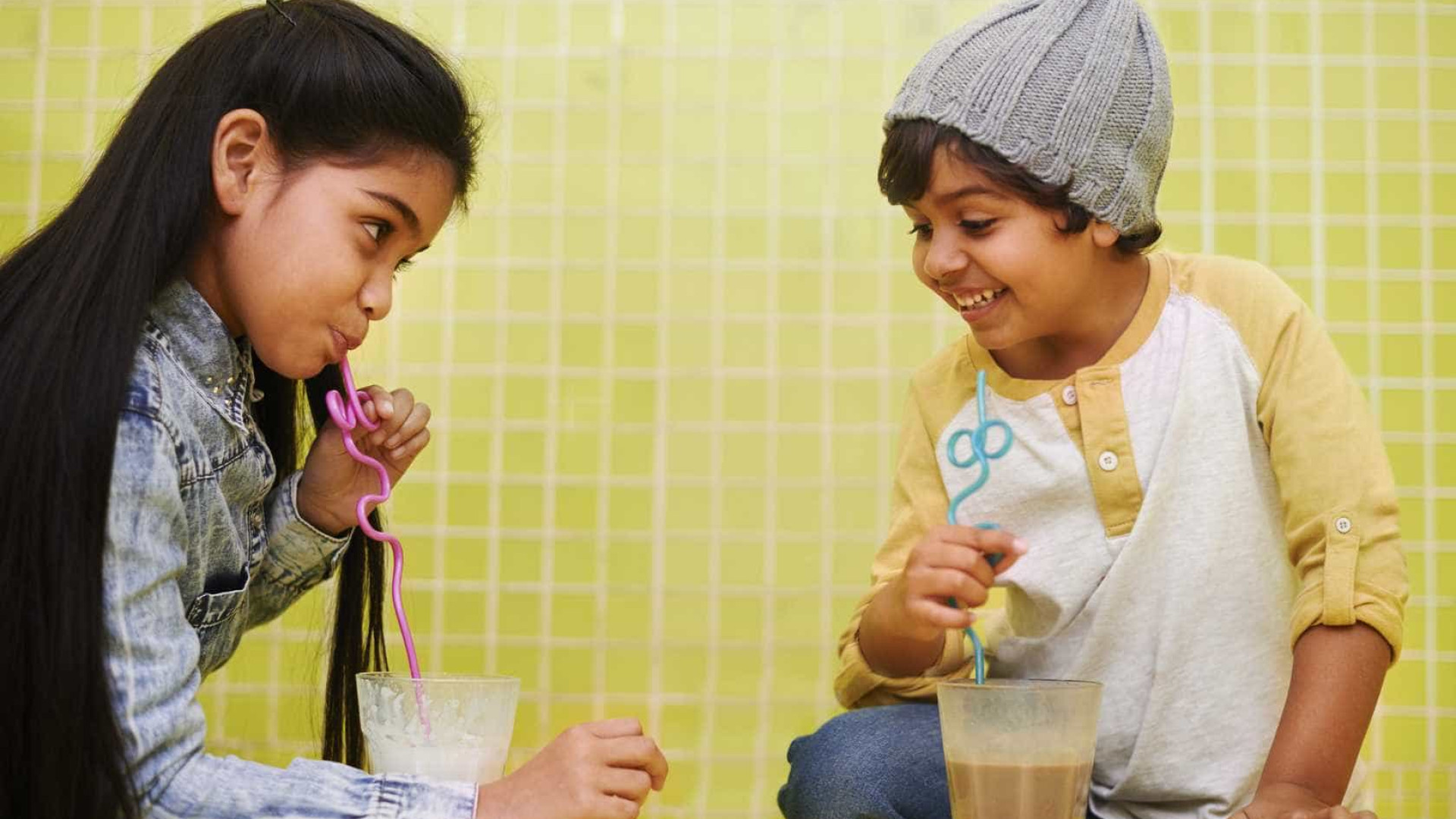 Saiba como a relação entre irmãos contribui à alimentação infantil
