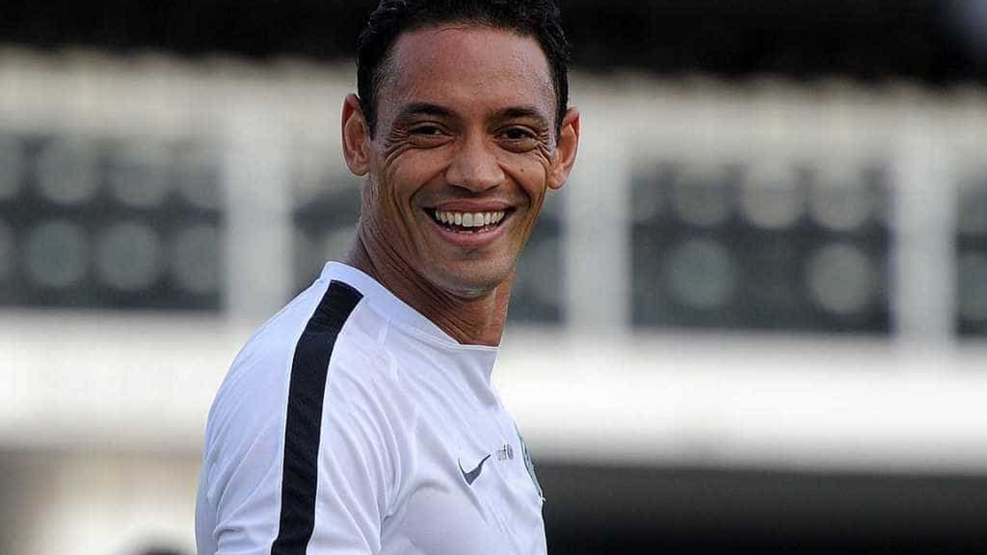 Atlético-MG confirma renovação com Ricardo Oliveira até o fim de 2020