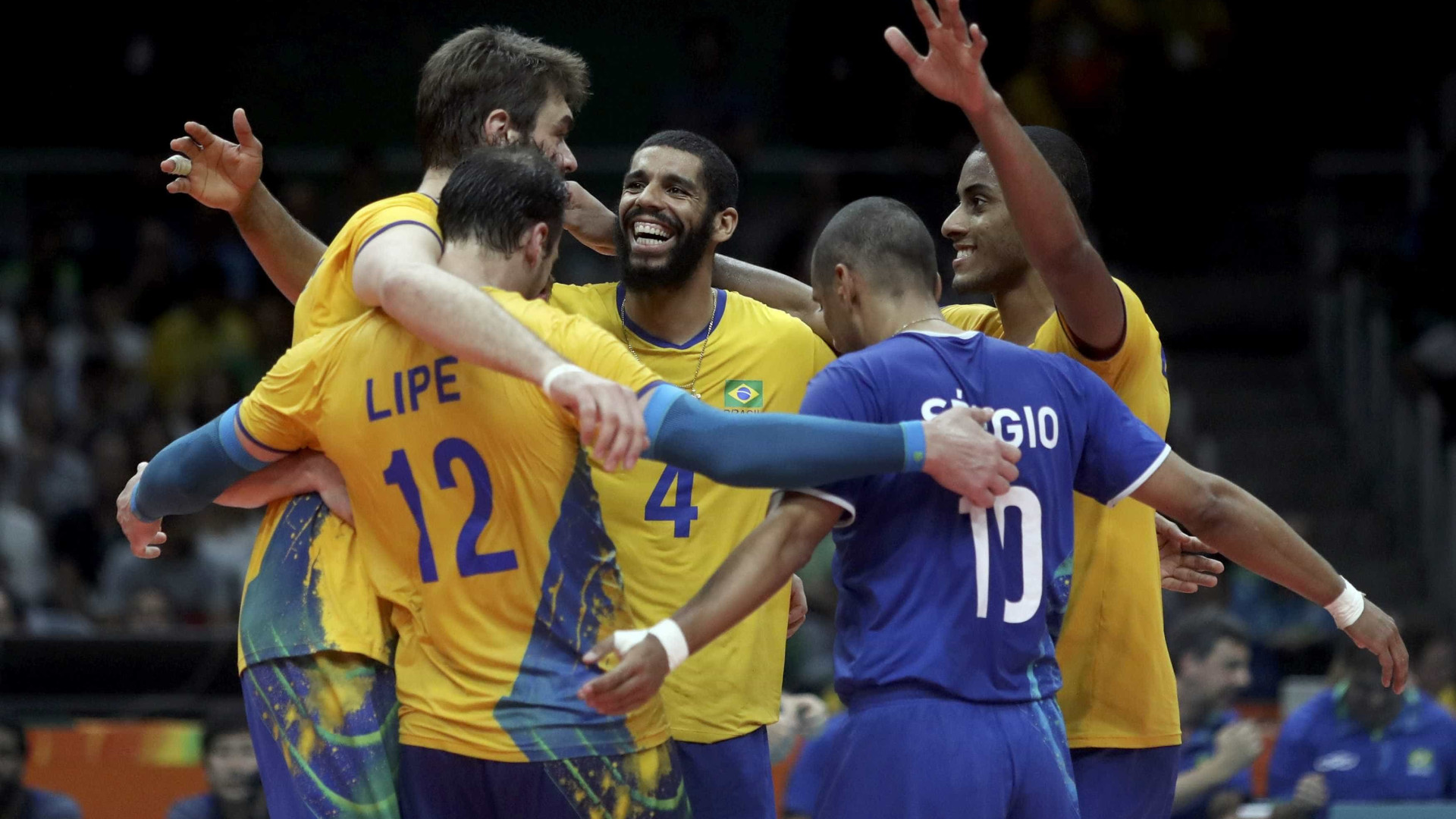 Brasil reage, bate França e conquista 2ª vitória no Mundial