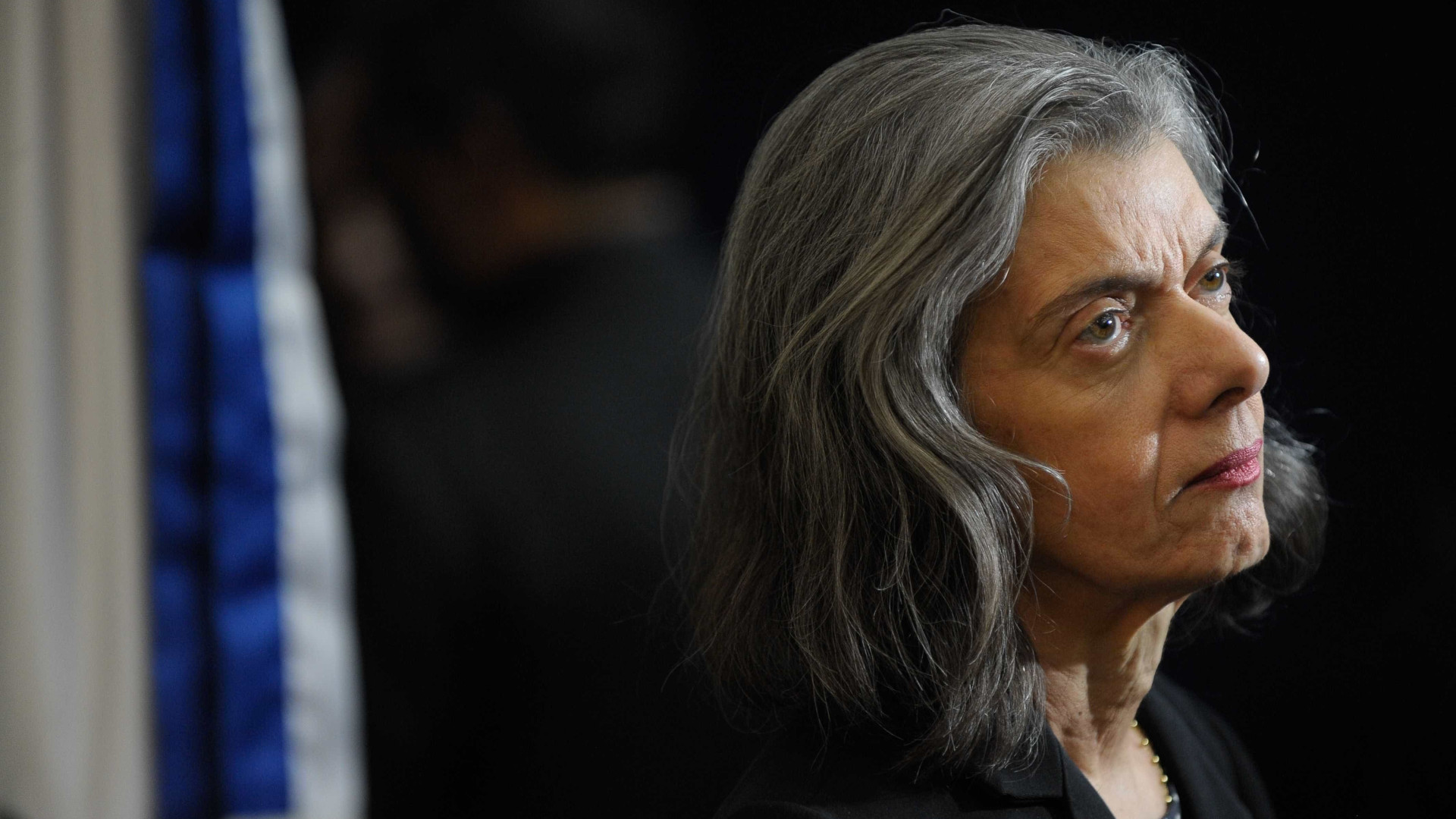 Cármen Lucia mantém ordem de
remoção de presos no RS