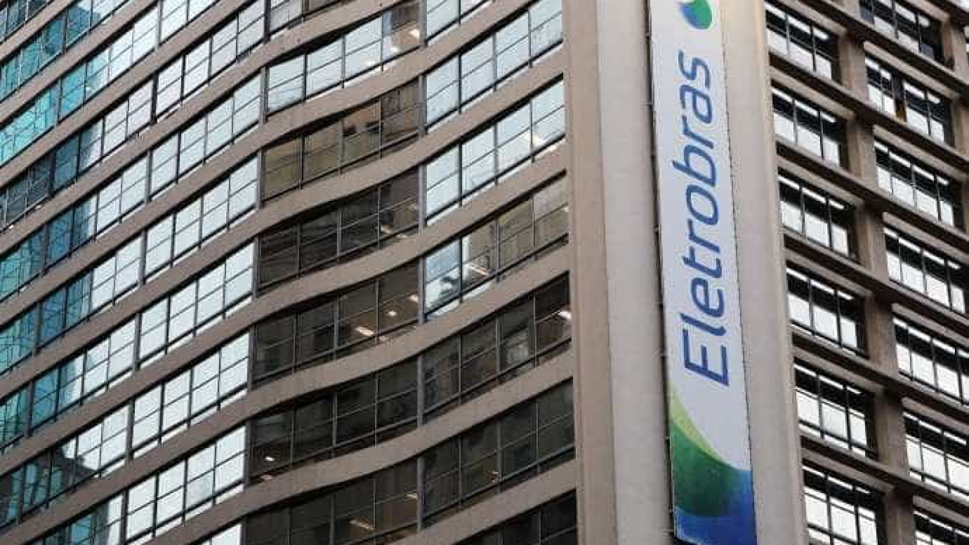 Eletrobras: venda de ações deve iniciar no 1º semestre de 2019