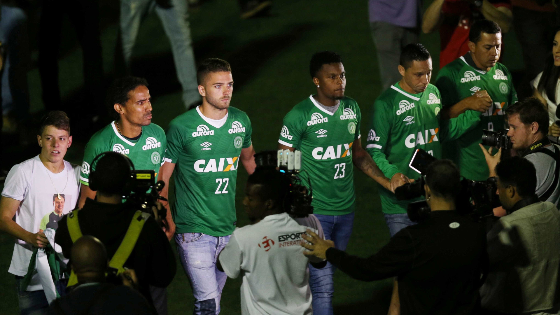 Autoridades colombianas finalizam
identificação das 71 vítimas