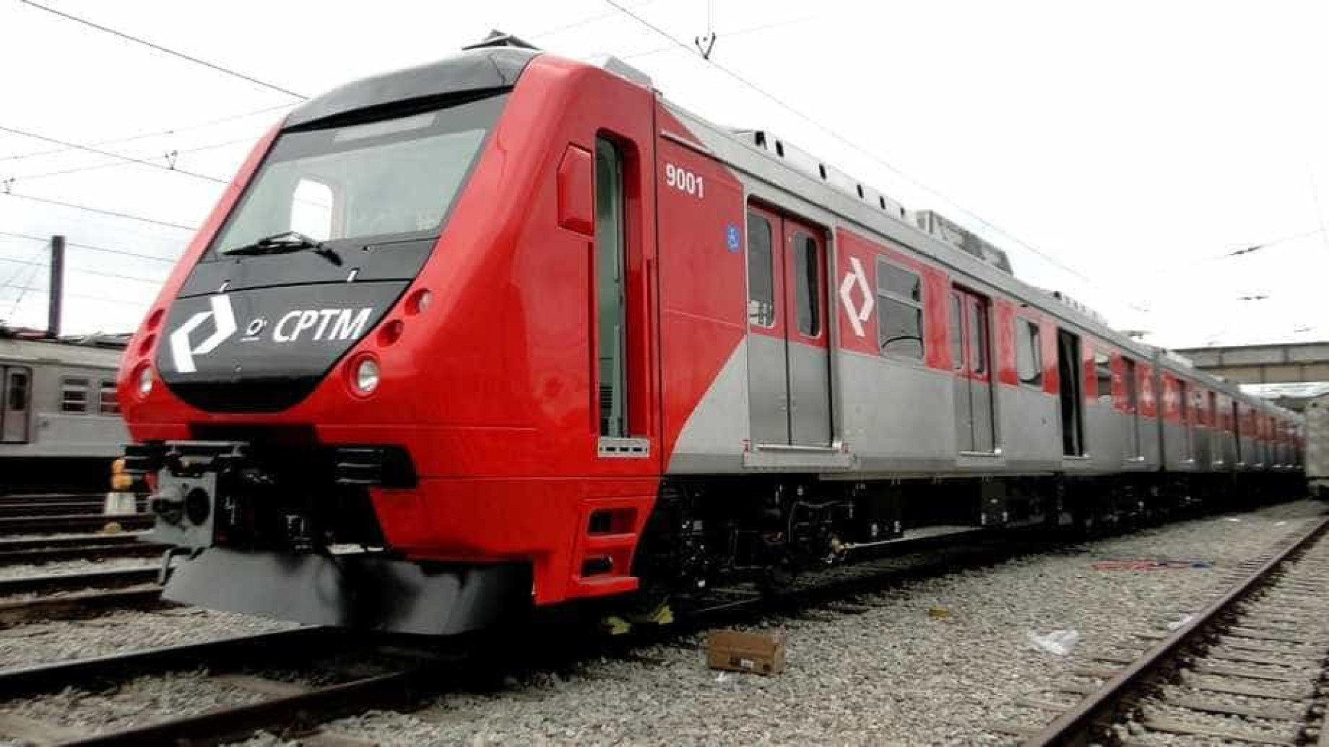 Grande SP: homem ejacula em mulher que dormia em trem da CPTM