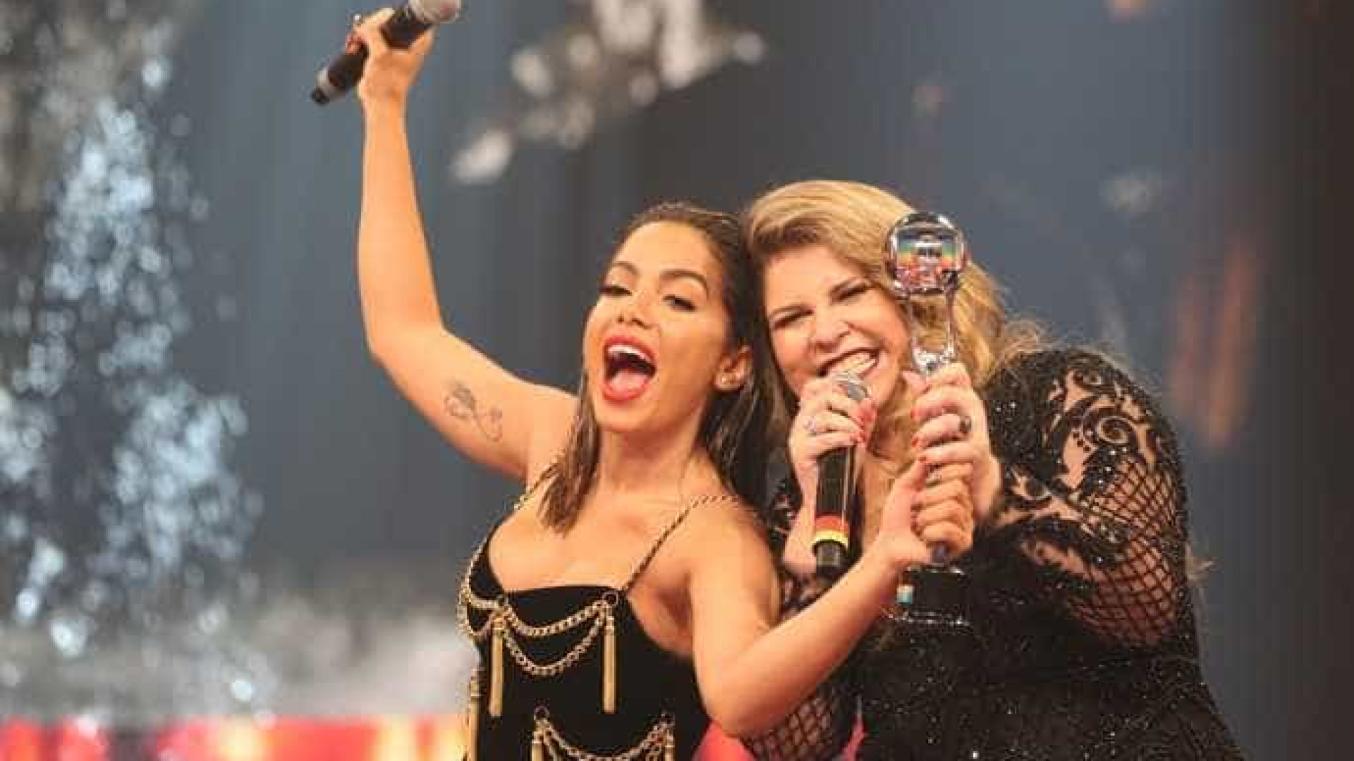 Namorado de Marília Mendonça contesta vitória de Anitta em premiação