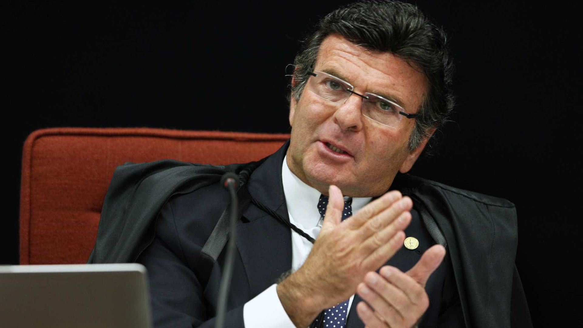 Fux dá prazo para Temer se manifestar sobre preço mínimo dos fretes