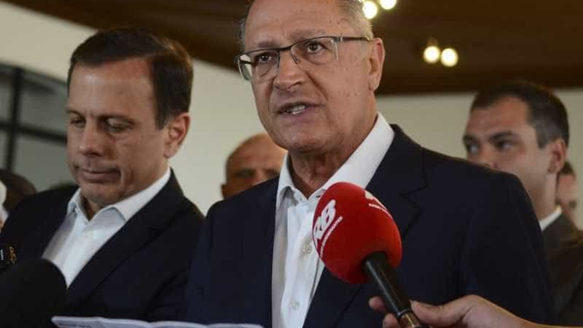 Em nova derrota, Alckmin terá que baixar
todas as tarifas de transporte