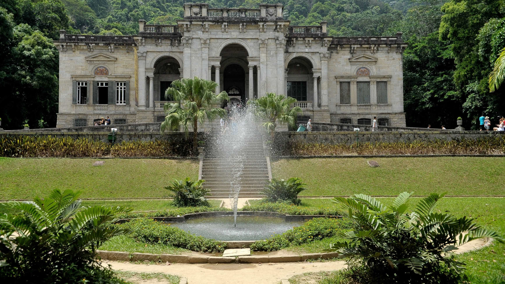 Secretaria do Rio volta atrás e reconvoca diretor do Parque Lage