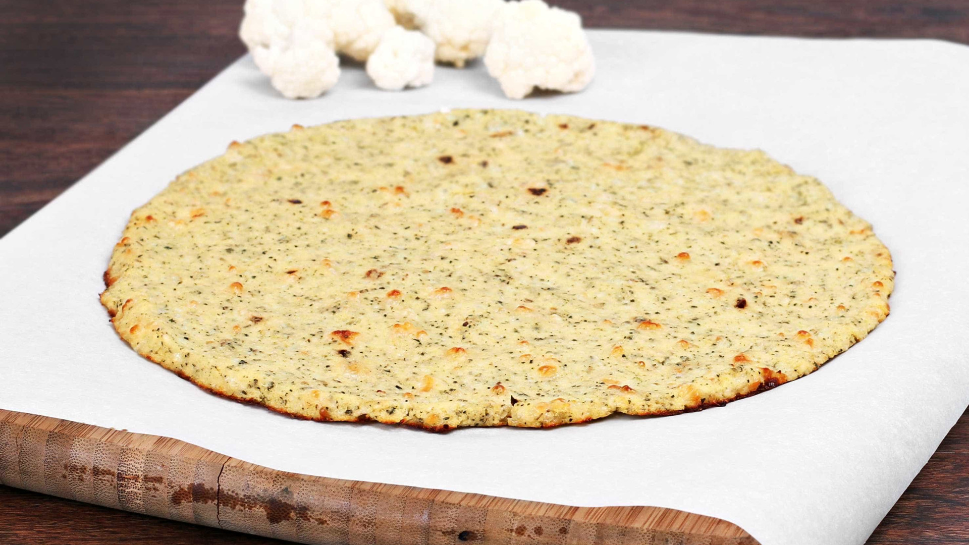 Aprenda a fazer massa de couve-flor
e brócolis para a pizza
