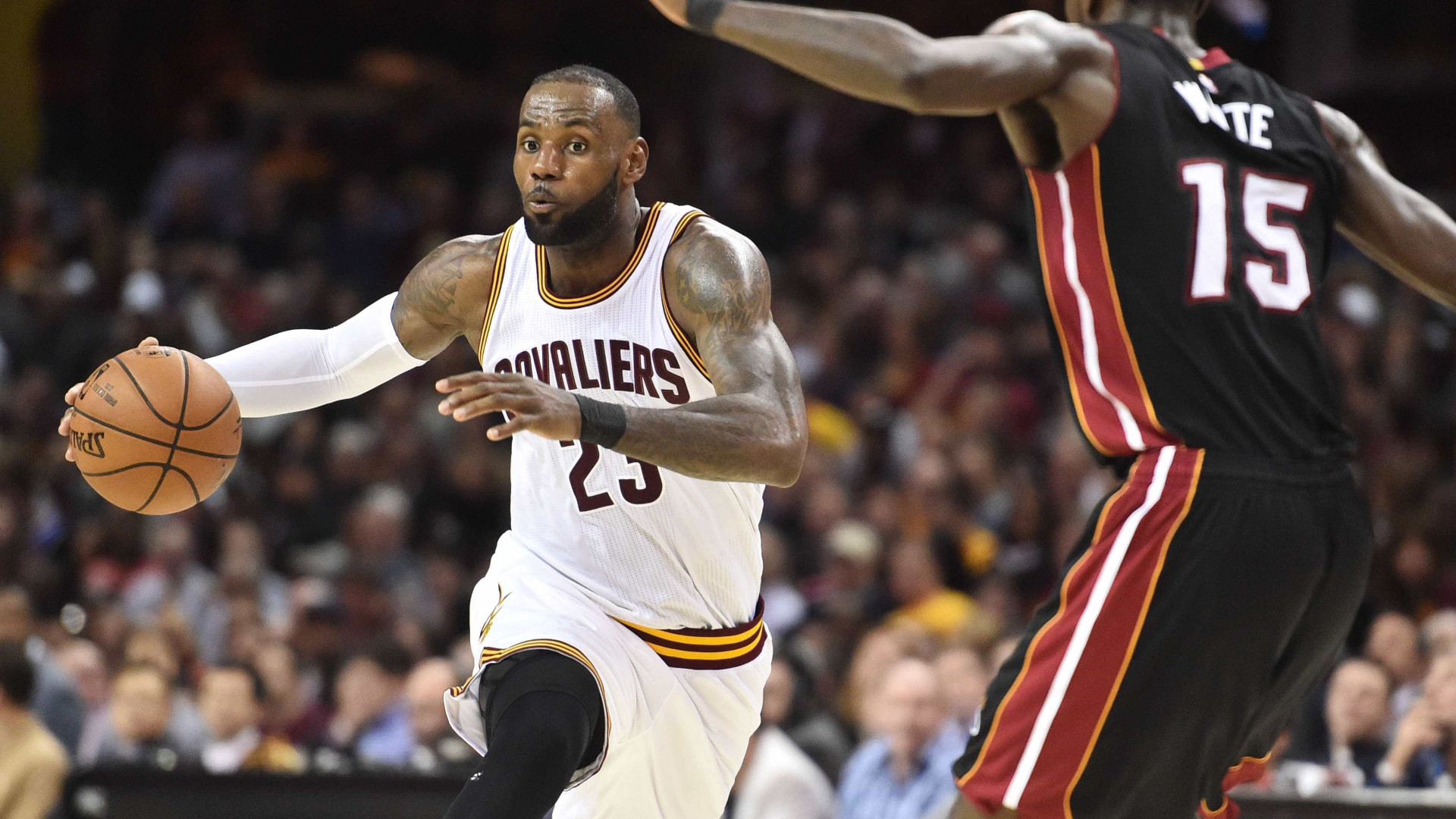 NBA divulga seleções da temporada; LeBron e Harden fazem história