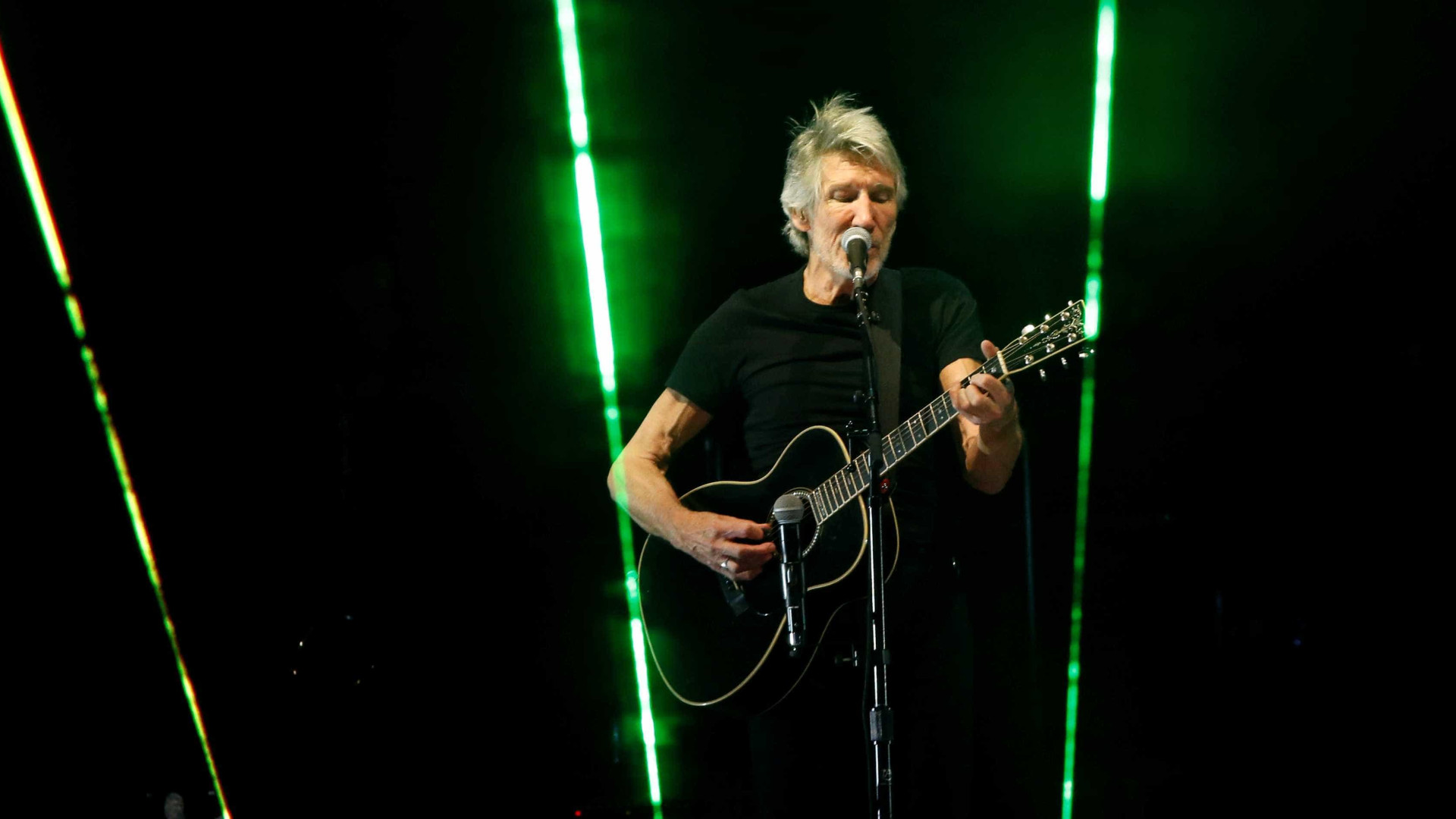 Justiça alerta Roger Waters sobre manifestação política em show