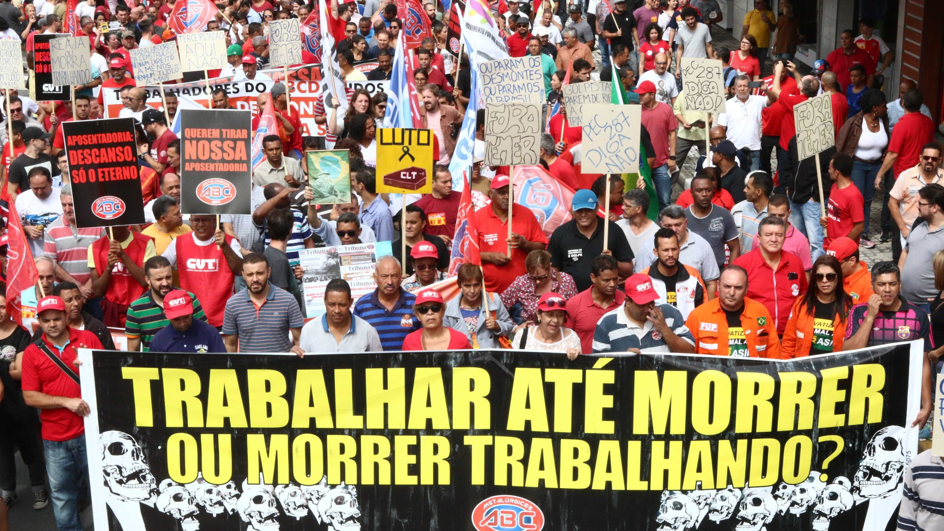 Com Moro, indústria articula reduzir número de sindicatos