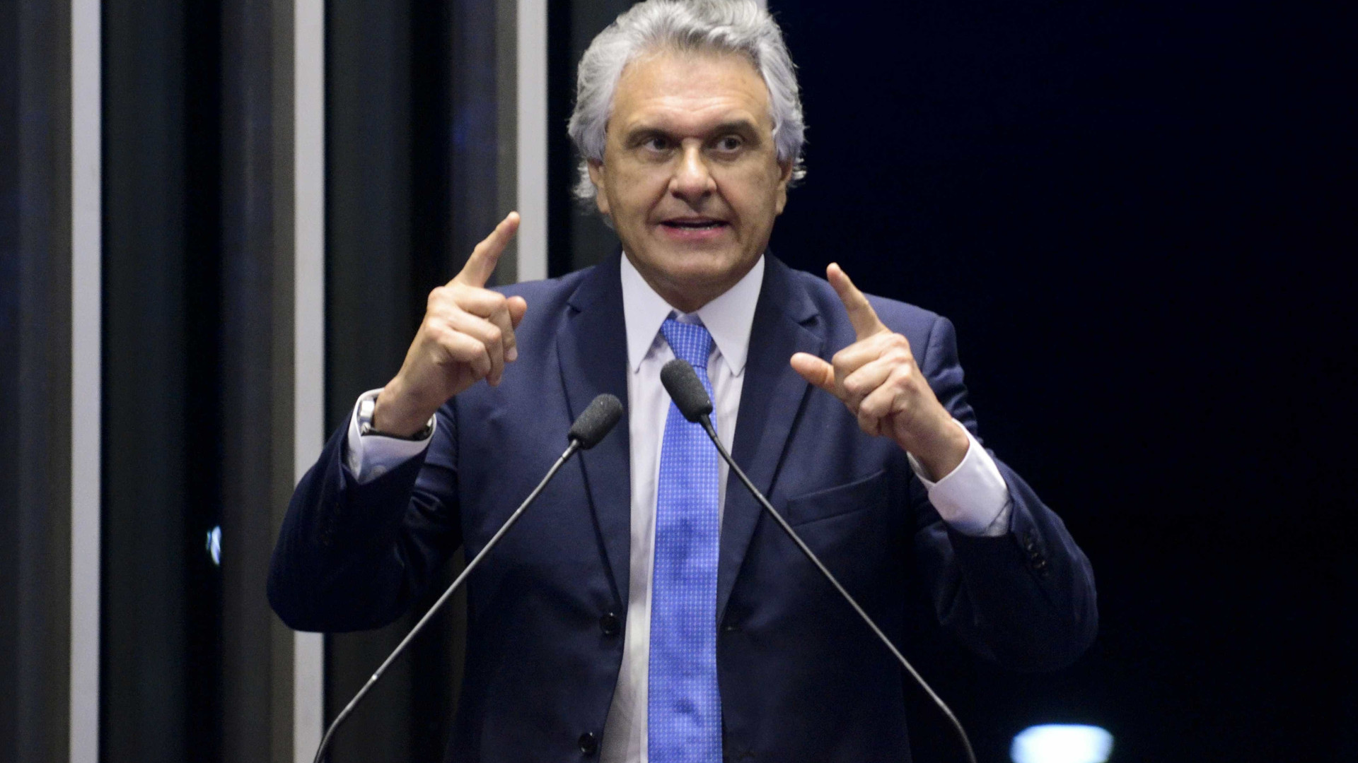 Caiado firma aliança com apresentador Kajuru em Goiás