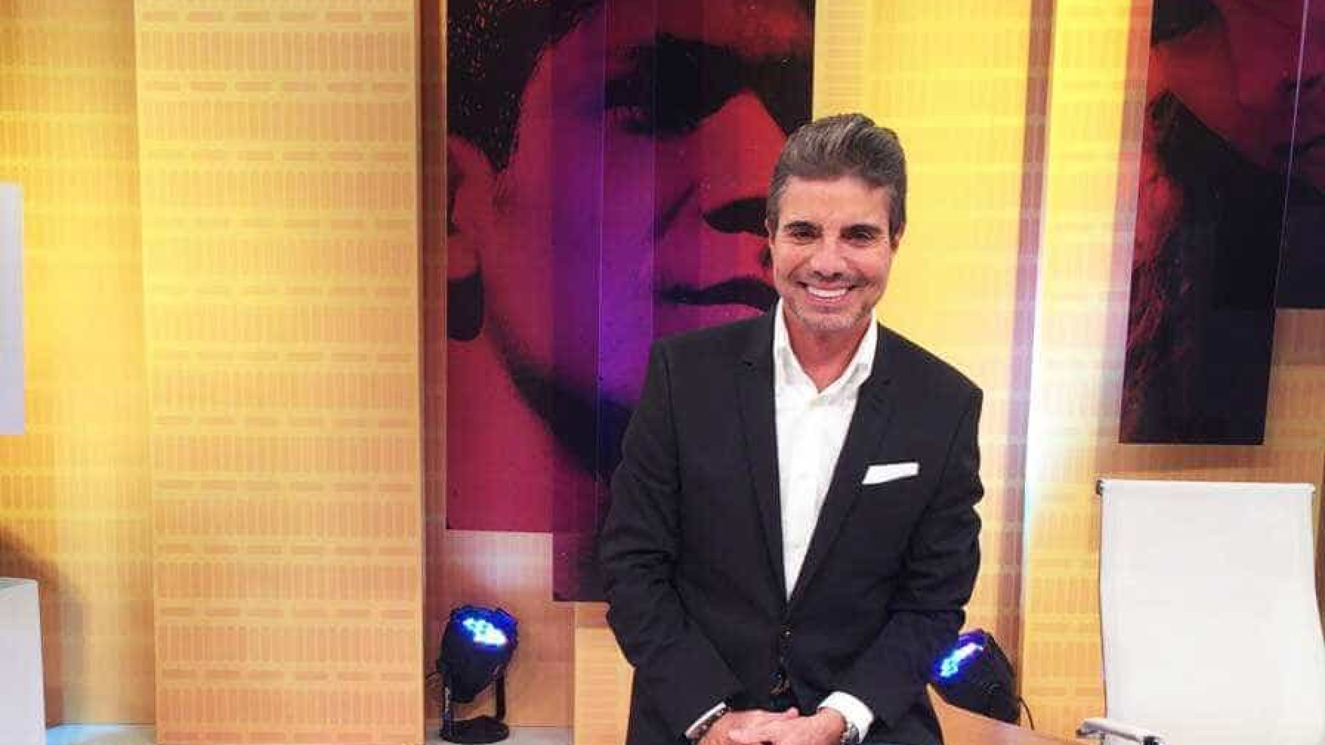 João Kléber renova por mais dois anos com a RedeTV!