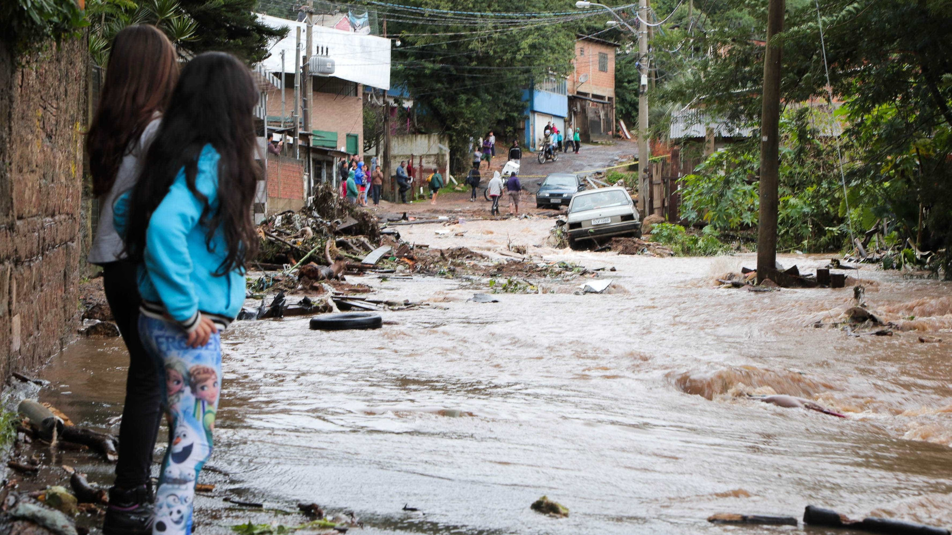 Chuvas intensas causam danos a
dez cidades do Rio Grande do Sul