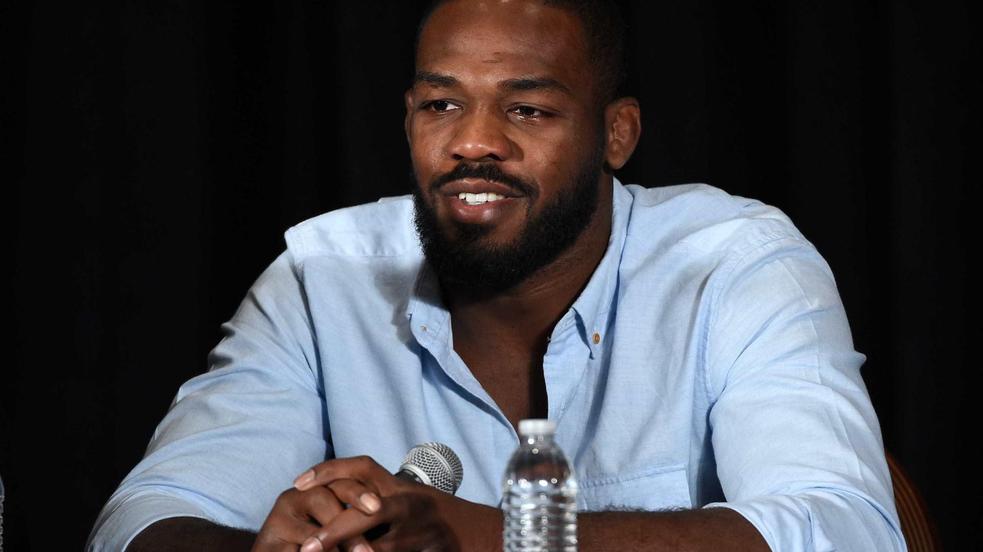 Jon Jones deve volta a lutar em 2018, analisa empresário