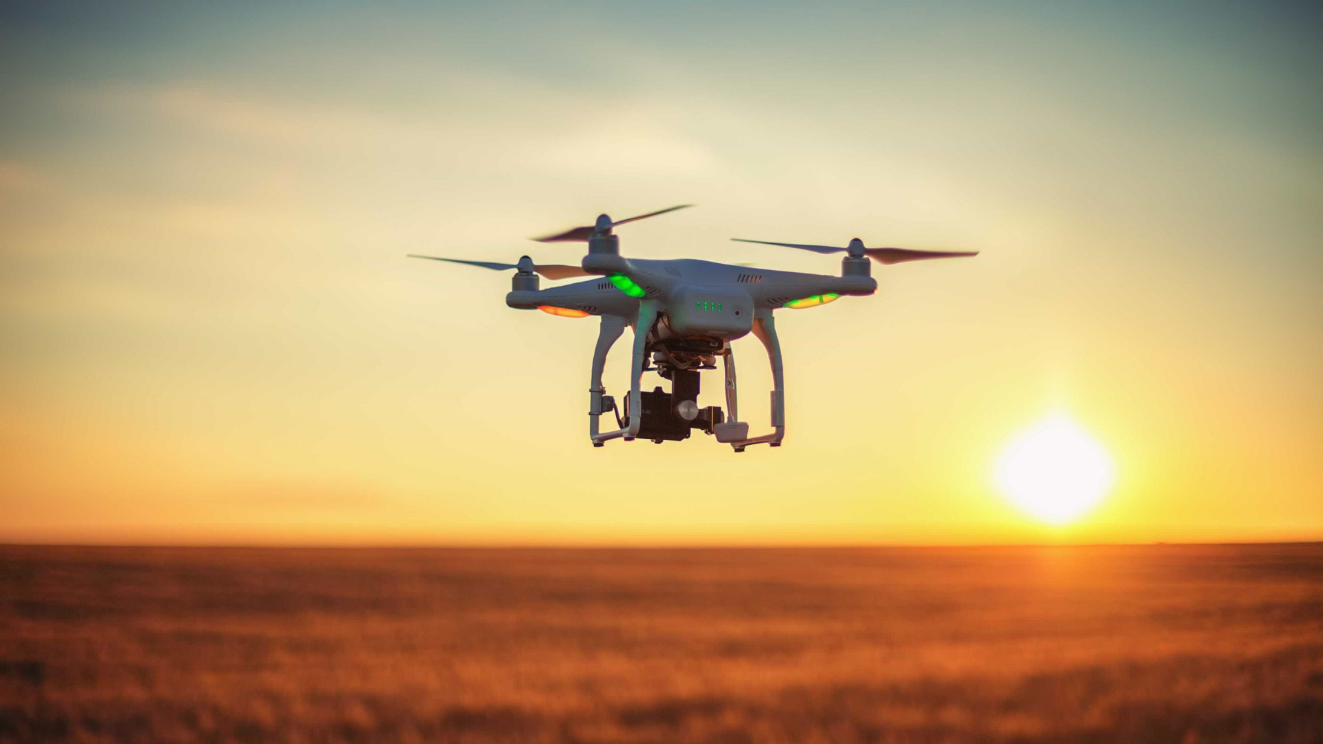 Drones e I.A. são usados para identificar lixo plástico nos oceanos