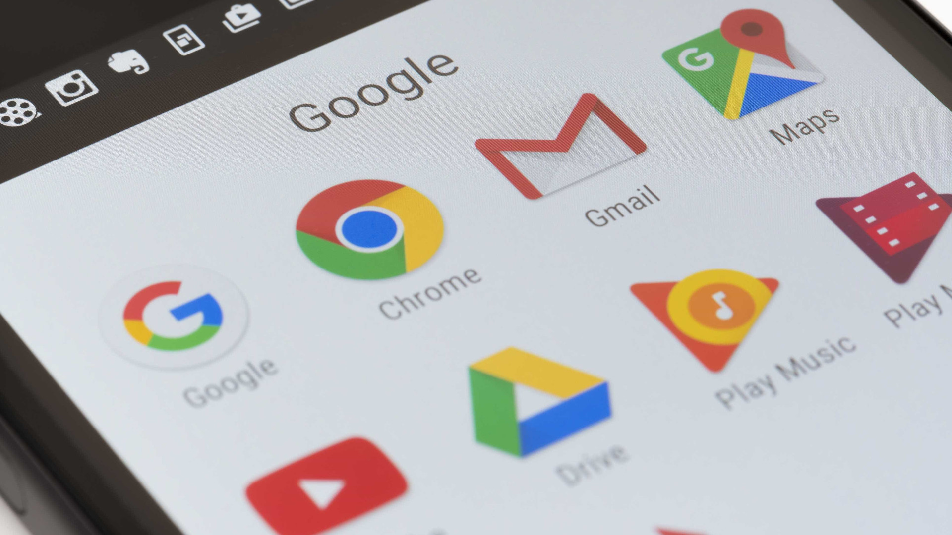 Senadores pressionam Apple e Google a revelarem práticas de privacidade