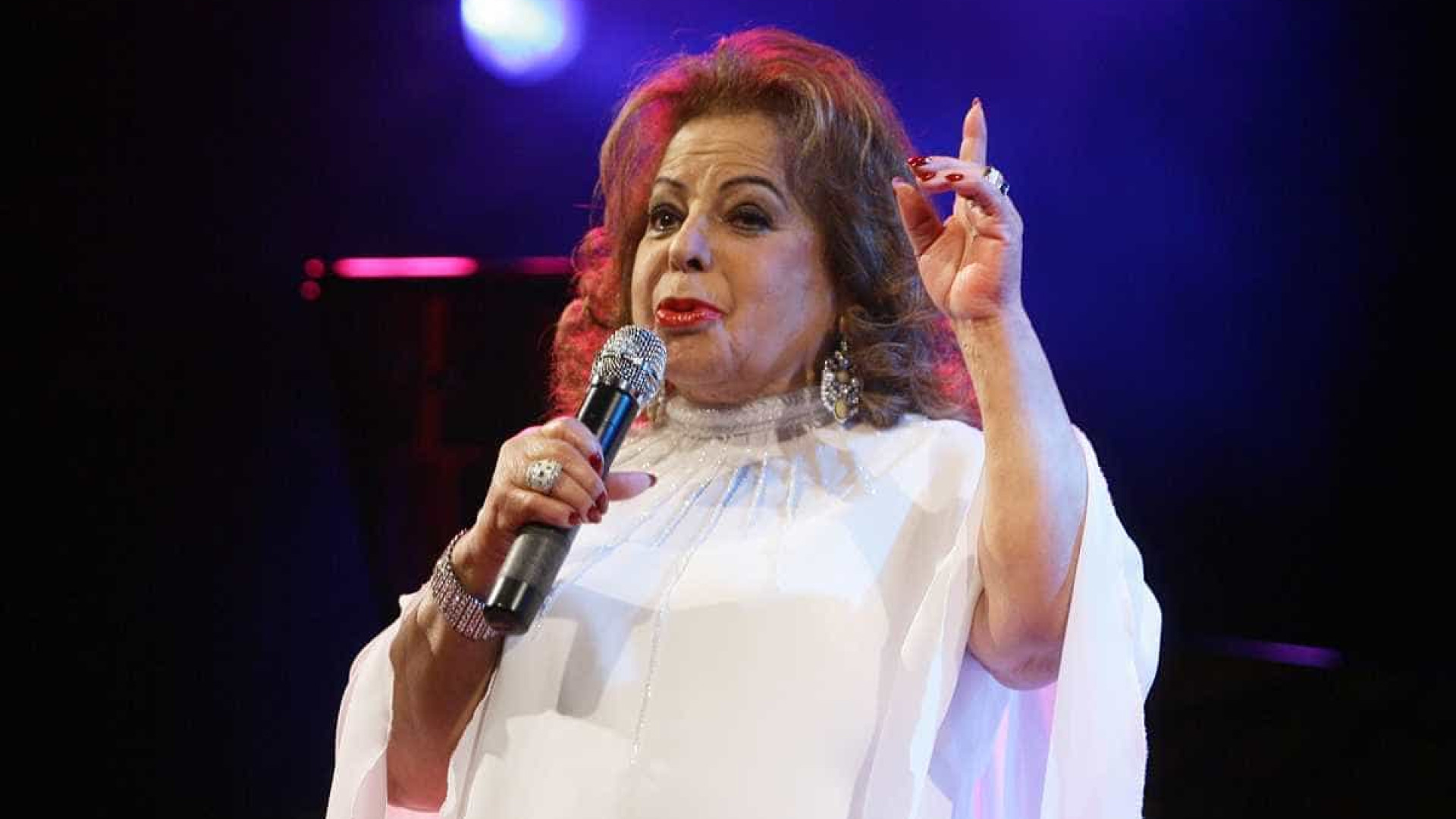 Cantora Angela Maria morre aos 89 anos