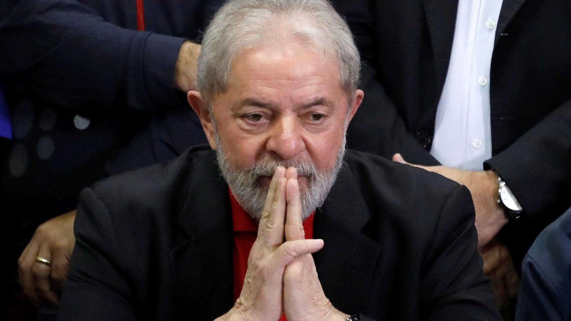 TRF-4 nega Ãºltimos recursos e Lula depende do STF para nÃ£o ser preso