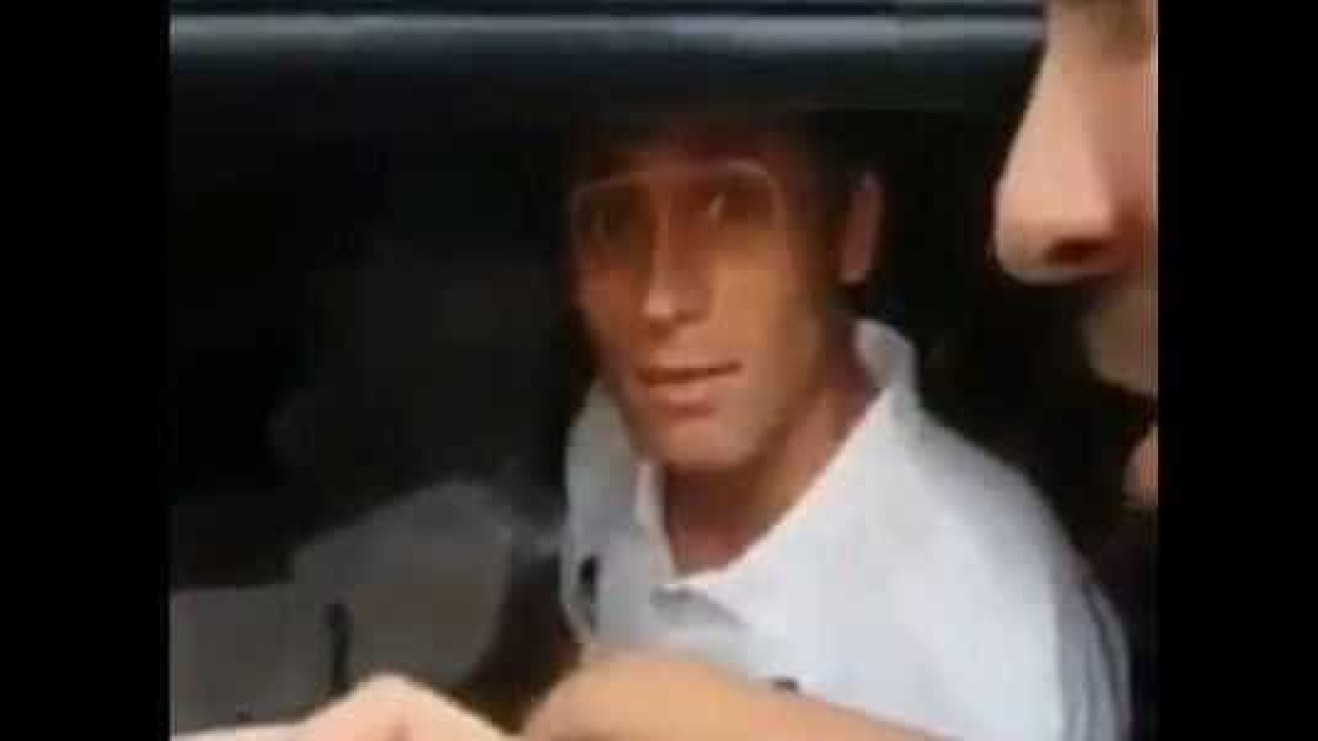 Contratado pelo Milan paga mico e manda um 'Força Lazio' a torcedores