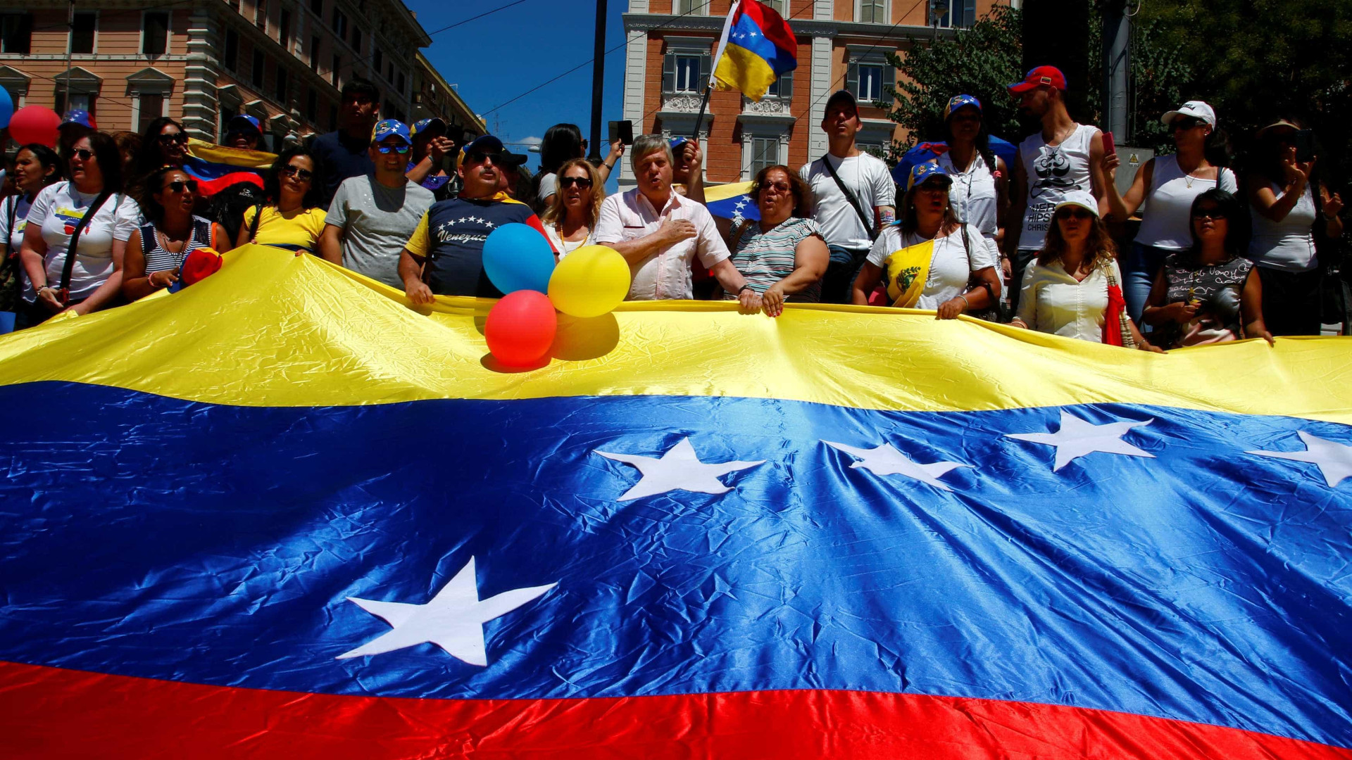 Venezuela: adversários de Maduro
prometem intensificar protestos