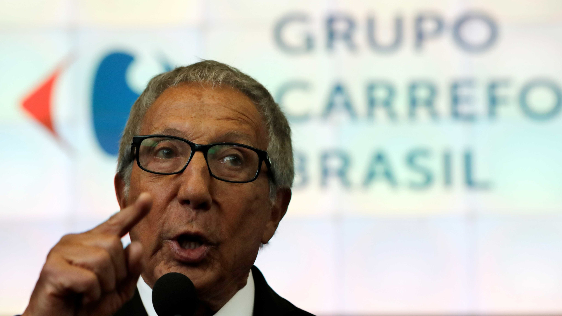 Abilio Diniz reduz participação no Carrefour Brasil