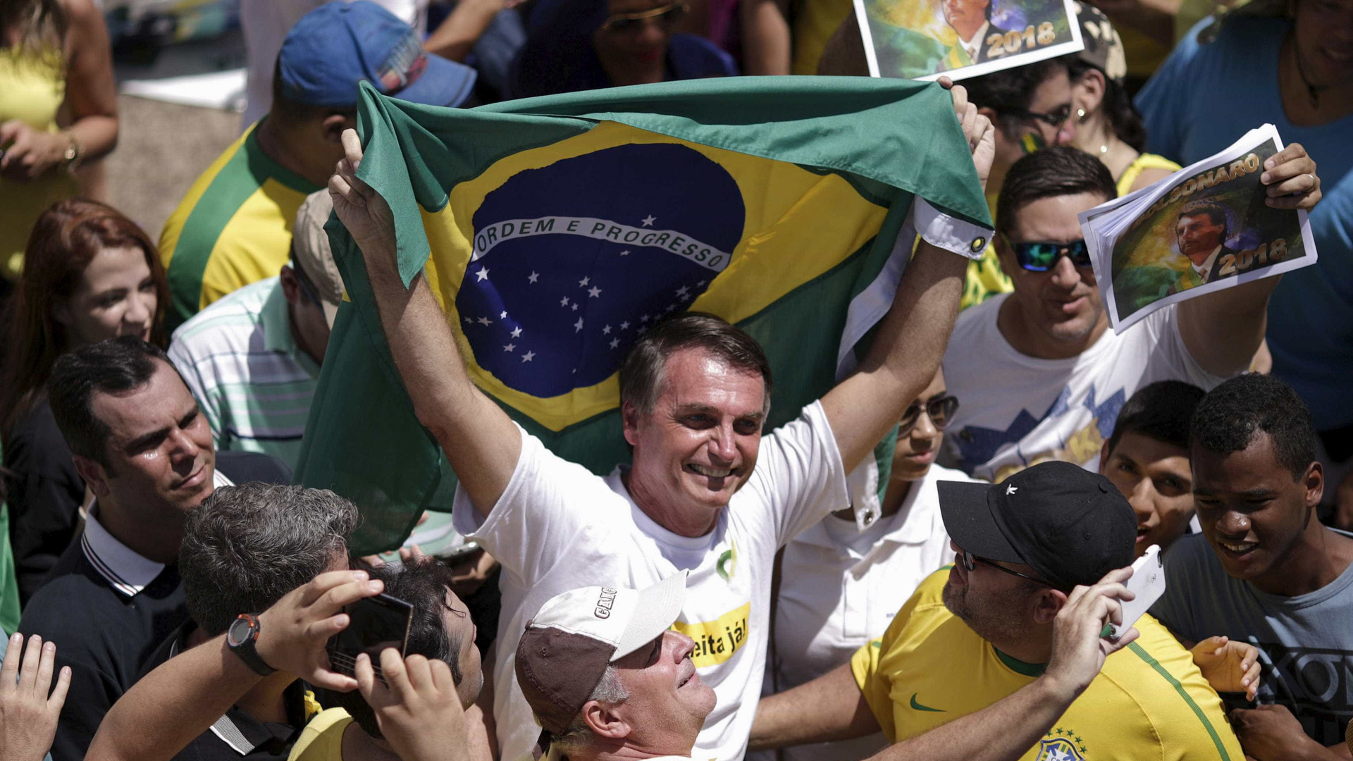 PT encomenda pesquisas para 'decifrar' eleitor de Bolsonaro