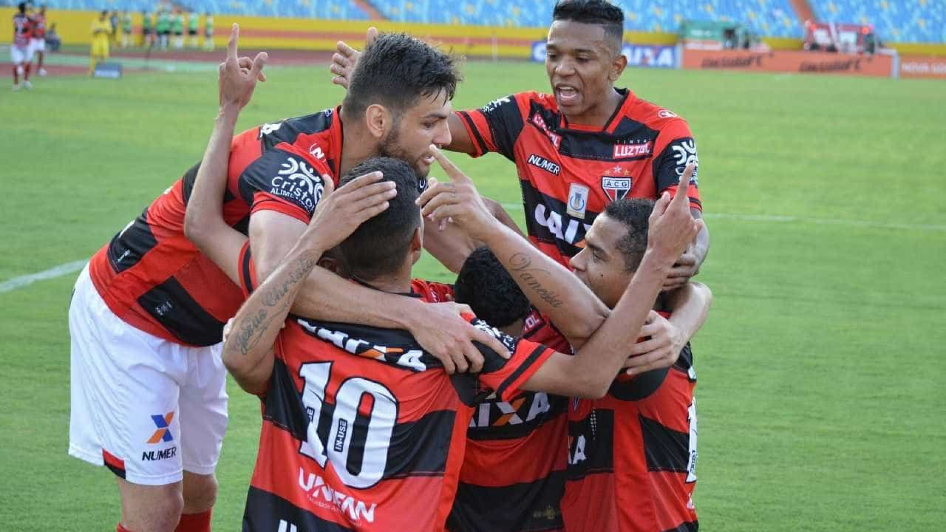 Atlético-GO vence e freia reação do Coritiba no Brasileiro