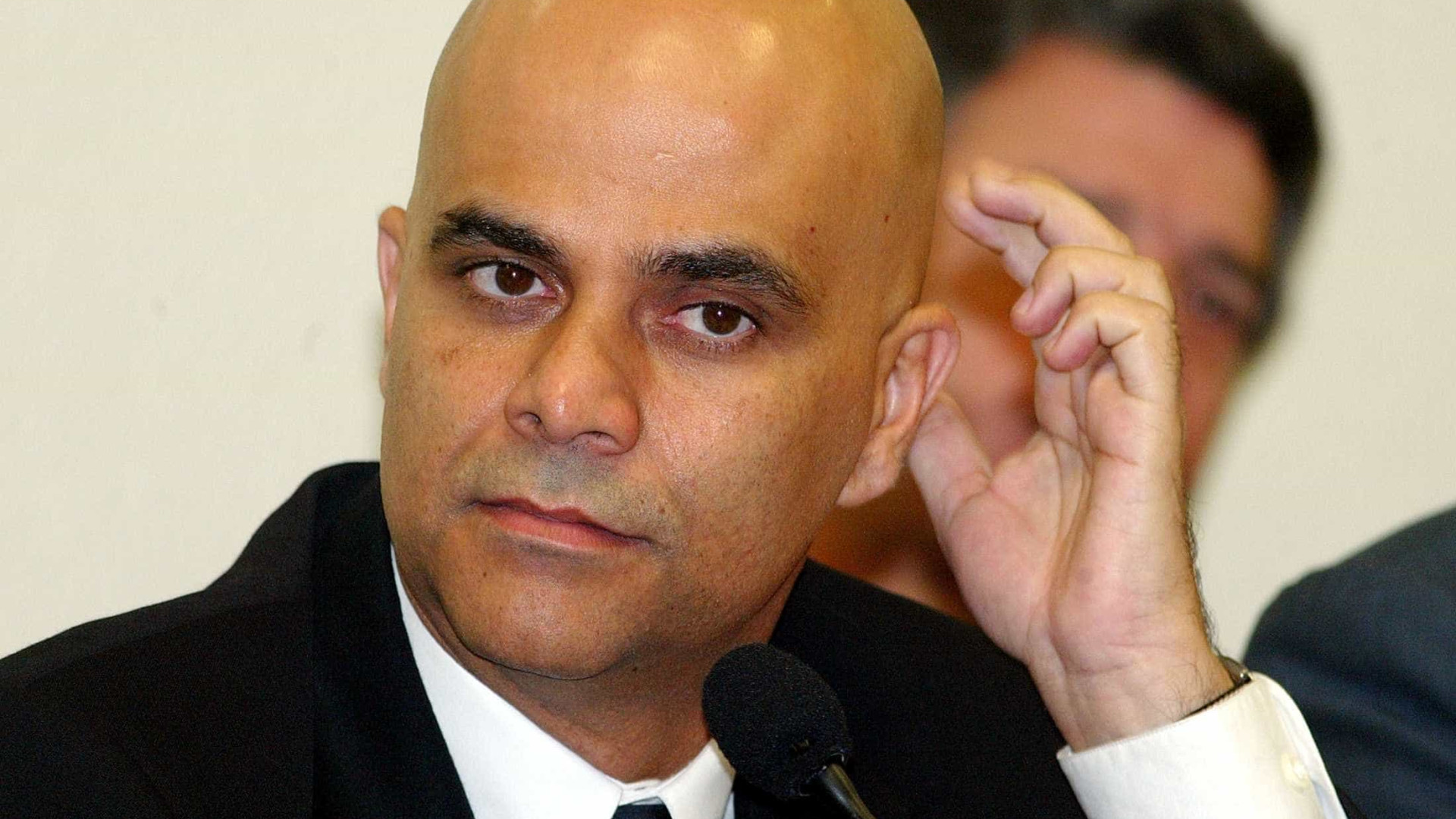 Marcos Valério faz acordo de delação e mira fraudes no governo de Aécio